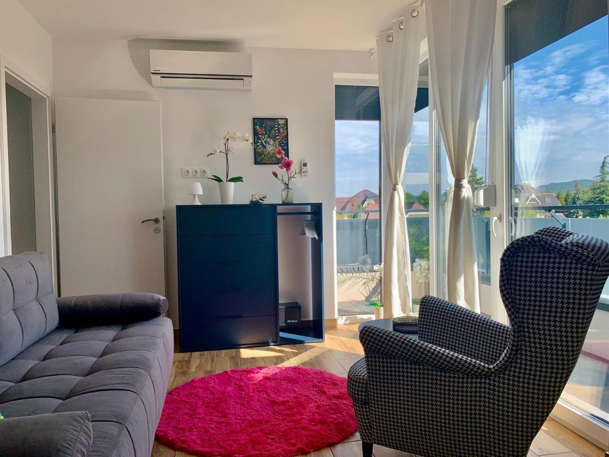 Madagascar Apartman Keszthely Ngoại thất bức ảnh