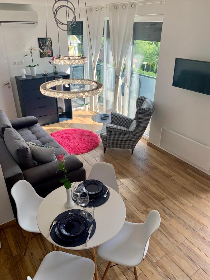 Madagascar Apartman Keszthely Ngoại thất bức ảnh